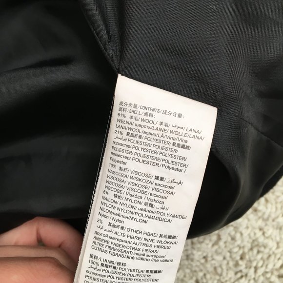 Bossini Women's 61% Wool Black Duffle Coat (LIKE NEW!) - Picture 5 of 9